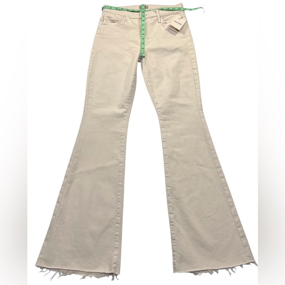 NWT Mother Weekender Flare Jeans Fog Beige Size 28 Frayed Hem Premium Denim - Picture 3 of 15